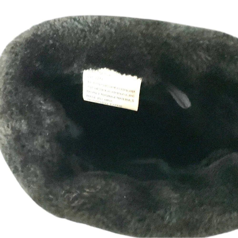 Black Bootie Faux Suede Fur Lined SZ 8 Women‎ Rubber Sole Winter Snow Slip On